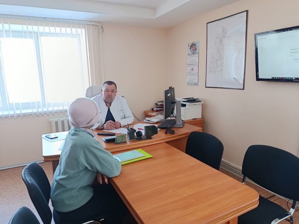 Главный врач провел прием граждан по личным вопросам