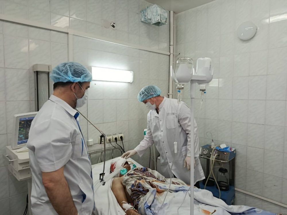 В Баймакскую ЦРБ поступил пациент, серьезно пострадавший от нападения медведя. 